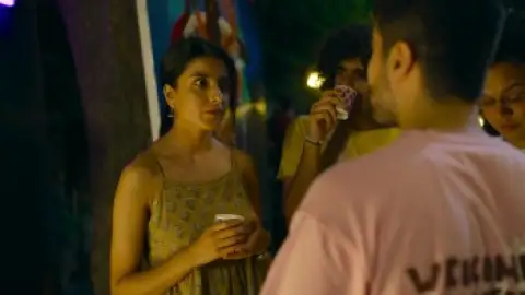 Still 7 of Sapne Vs Everyone (Season 1) WEB-DL [Hindi DD5.1] 4K 1080p 720p & 480p [x264/HEVC] HD | ALL Episodes [PrimeVideo Series]