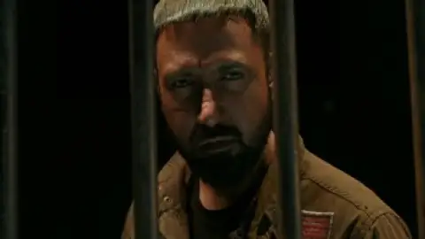 Still 4 of Warning 2 (2024) WEB-DL [Hindi (DD2.0) & Punjabi] 1080p 720p & 480p Dual Audio [x264/HEVC]