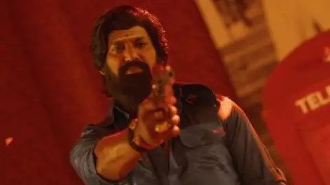 Still 5 of Mark Antony (2023) UNCUT WEB-DL [Hindi (DD5.1) & Tamil] 4K 1080p 720p & 480p Dual Audio [x264/10Bit-HEVC] | [NEW-DUB]