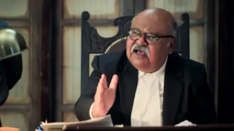 Still 5 of Jolly LLB 3 (2025) DS4K WEB-DL [Hindi DD5.1] 4K 1080p 720p & 480p [x264/10Bit-HEVC]