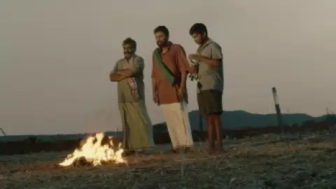 Still 4 of Narappa (2021) UNCUT WEB-DL [Hindi (ORG 5.1) + Telugu] 1080p 720p & 480p Dual Audio [x264/HEVC]