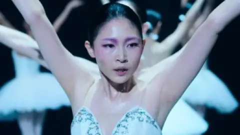 Still 1 of Ballerina (2023) WEB-DL [Hindi 5.1 & English 5.1] 1080p 720p 480p Dual Audio [x264/10Bit-HEVC] HD | [NF Film]