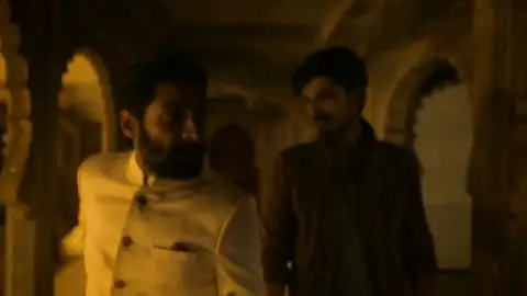 Still 4 of Shehar Lakhot (Season 1) WEB-DL [Hindi DD5.1] 1080p 720p & 480p [x264/HEVC] HD | ALL Episodes [Amazon Series]
