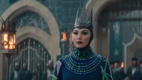Still 7 of Snow White (2025) WEB-DL [Hindi (DD5.1) & English] 4K 1080p 720p & 480p [x264/10Bit-HEVC]