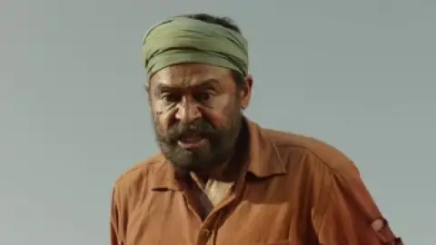 Still 5 of Narappa (2021) UNCUT WEB-DL [Hindi (ORG 5.1) + Telugu] 1080p 720p & 480p Dual Audio [x264/HEVC]