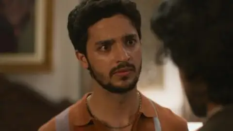 Still 2 of Raktanchal (Season 3) WEB-DL [Hindi DD5.1] 4K 1080p 720p & 480p [x264/10Bit-HEVC] HD | ALL Episodes [PrimeVideo Series]