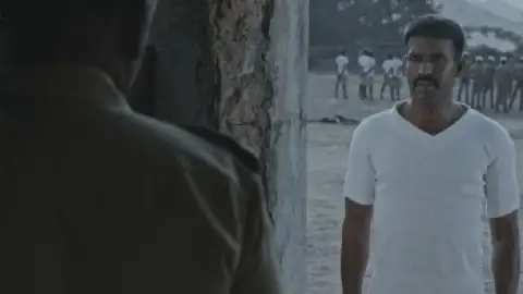 Still 8 of Viduthalai: Part 1 (2023) WEB-DL [Hindi (DD5.1) & Tamil] 4K 1080p 720p & 480p Dual Audio [x264/10Bit-HEVC] | [Director’s Cut]