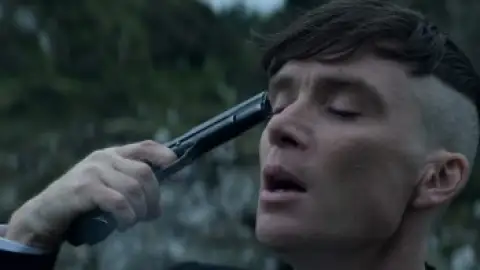 Still 3 of Peaky Blinders (Season 5) BluRay [Hindi (DD2.0) & English] 1080p 720p & 480p [x264/10Bit-HEVC] | [ALL Episodes] | TV Series