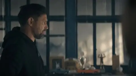 Still 7 of Perfect Addiction (2023) WEB-DL [Hindi (ORG 2.0) + English] 1080p 720p & 480p Dual Audio [x264/ESubs]