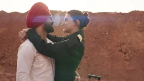 Still 8 of Crew (2024) WEB-DL [Hindi DD5.1] 4K 1080p 720p & 480p [x264/HEVC]