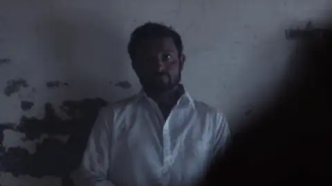 Still 5 of Kaali Khuhi (2020) WEB-DL [Hindi DD5.1] 1080p 720p & 480p [x264/HEVC]
