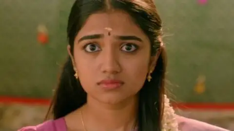 Still 3 of Sumathi Valavu (2025) DS4K WEB-DL [Hindi (DD5.1) & Malayalam] 4K 1080p 720p & 480p [x264/HEVC]