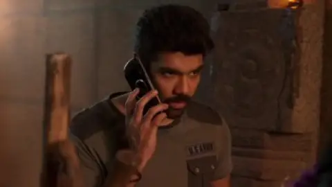 Still 2 of Maayon (2022) WEB-DL [Hindi (ORG 2.0) + Tamil] 1080p 720p & 480p Dual Audio [x264/HEVC]