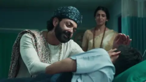 Still 7 of Aashram (Season 1) WEB-DL [Hindi DD2.0] 1080p 720p & 480p [x264/10Bit-HEVC] HD | ALL Episodes [MX Series]