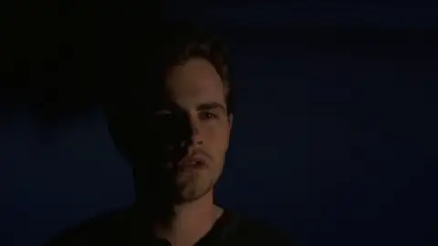 Still 4 of Cabin Fever (2002) UNRATED BluRay [Hindi (DD2.0) & English] 1080p 720p & 480p Dual Audio [x264/ESubs]