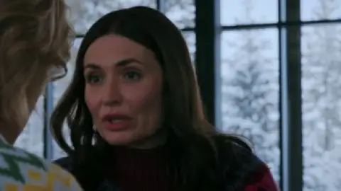 Still 5 of Pluribus (Season 1) WEB-DL [English DD5.1] 4K 1080p 720p & 480p [x264/ESubs] | APTV Series