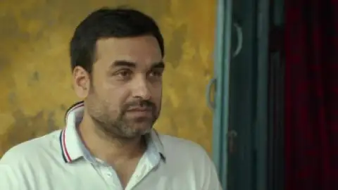 Still 5 of Angrezi Mein Kehte Hain (2018) WEB-DL [Hindi DD5.1] 1080p 720p & 480p [x264/HEVC]