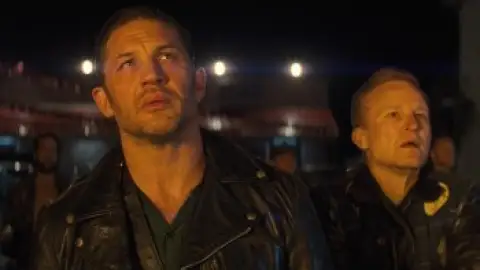 Still 5 of The Bikeriders (2023) WEB-DL [Hindi (ORG 5.1) & English] 4K 1080p 720p & 480p Dual Audio [x264/10Bit-HEVC]