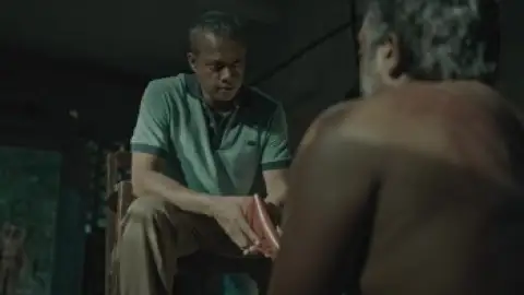 Still 1 of Viduthalai: Part 2 (2024) WEB-DL [Hindi (ORG 5.1) & Tamil] 4K 1080p 720p & 480p Dual Audio [x264/10Bit-HEVC]