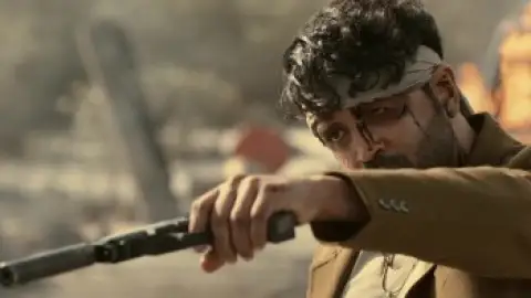 Still 7 of Retta Thala (2025) UNCUT DS4K WEB-DL [Hindi (DD2.0) & Tamil] 4K 1080p 720p & 480p Dual Audio [x264/10Bit-HEVC]