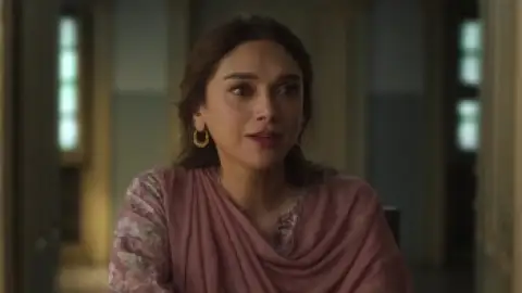 Still 8 of Lust Stories 3 (2026) DS4K WEB-DL [Hindi DD5.1] 4K 1080p 720p & 480p [x264/10Bit-HEVC]