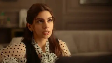 Still 4 of Nadaaniyan (2025) WEB-DL [Hindi DD5.1] 1080p 720p & 480p [x264/HEVC]