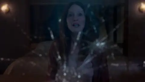 Still 6 of Sirens (Season 1) WEB-DL [Hindi (DD5.1) & English] 1080p 720p & 480p x264 | NF Series