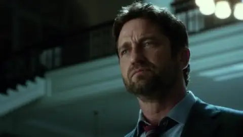Still 6 of Geostorm (2017) BluRay [Hindi (ORG 2.0) & English] 4K 1080p 720p & 480p Dual Audio [x264/10Bit-HEVC]