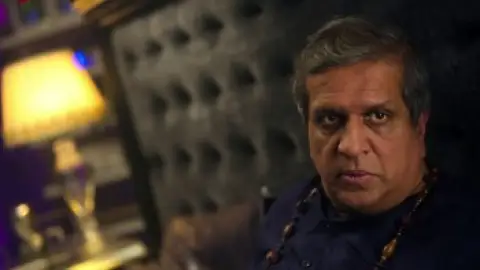 Still 2 of Mrs. Serial Killer (2020) WEB-DL [Hindi DD5.1] 1080p 720p & 480p [x264/HEVC]