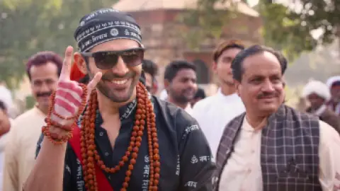 Still 3 of Bhool Bhulaiyaa 2 (2022) WEB-DL [Hindi DD5.1] 1080p 720p & 480p [x264/HEVC] HD