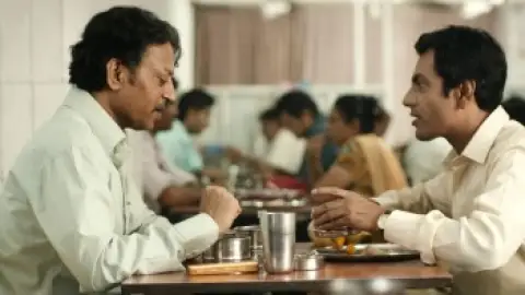 Still 4 of The Lunchbox (2013) BluRay [Hindi DD5.1] 1080p 720p & 480p [x264/HEVC]