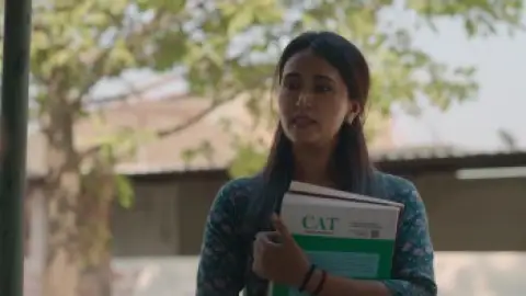 Still 2 of Panchayat (Season 4) WEB-DL [Hindi DD5.1] 4K 1080p 720p & 480p [x264/HEVC] HD | ALL Episodes [PrimeVideo Series]