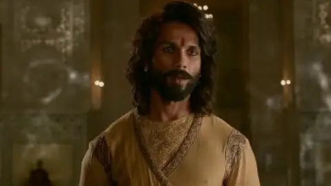 Still 4 of Padmaavat (2018) BluRay [Hindi DD5.1] 1080p 720p & 480p [x264/10Bit-HEVC]