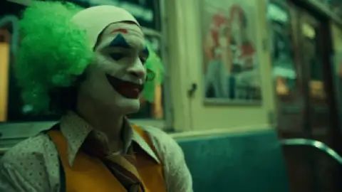 Still 3 of Joker (2019) BluRay [Hindi (ORG 2.0) + English] 4K 1080p 720p & 480p Dual Audio [x264/10Bit-HEVC]