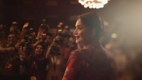 Still 1 of The Fame Game (Season 1) WEB-DL [Hindi DD5.1] 1080p 720p & 480p [x264/ESubs] HD | ALL Episodes [NetFlix Series]