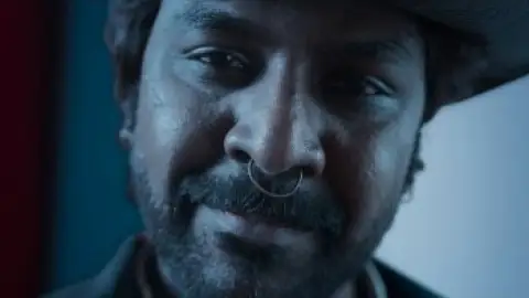 Still 1 of Jigarthanda DoubleX (2023) WEB-DL [Hindi DD5.1] 1080p 720p & 480p [x264/HEVC]