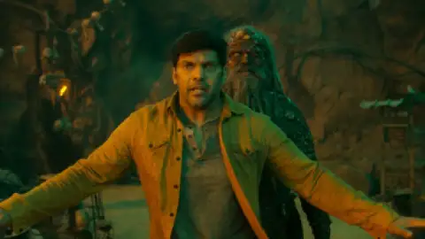 Still 2 of The Village (Season 1) WEB-DL [Hindi DD5.1] 1080p 720p & 480p [x264/HEVC] HD | ALL Episodes [Amaozn Series]