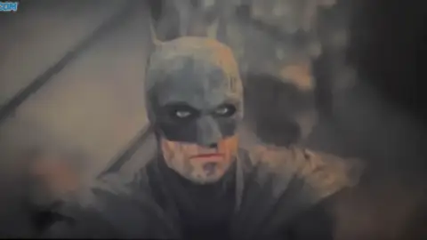 Still 7 of The BatMan (2022) V3-CAMRip [Hindi (CLEAN) & English] 720p & 480p Dual Audio x264