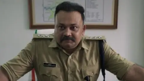 Still 1 of Ronth (2025) DS4K WEB-DL [Hindi (DD5.1) & Malayalam] 4K 1080p 720p & 480p Dual Audio [x264/10Bit-HEVC]