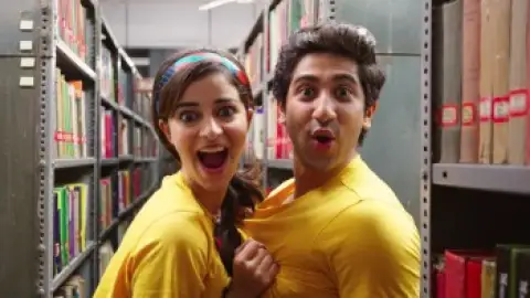 Still 3 of CTRL (2024) WEB-DL [Hindi DD5.1] 1080p 720p & 480p [x264/HEVC]