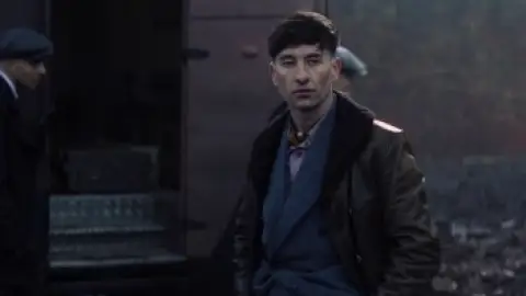 Still 4 of Peaky Blinders: The Immortal Man (2026) WEB-DL [Hindi (DD5.1) & English] 4K 1080p 720p & 480p Dual Audio [x264/10Bit-HEVC]