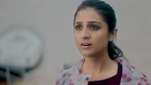 Still 4 of Chaal Jeevi Laiye (2019) WEB-DL [Gujarati DD5.1] 1080p 720p & 480p [x264/HEVC] | [Exclusive By ]