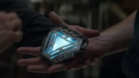 Still 1 of Avengers: Endgame (2019) BluRay [Hindi (DD5.1) & English] 1080p 720p & 480p Dual Audio [x264/10Bit-HEVC]