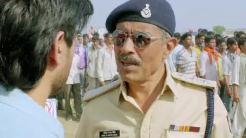 Still 2 of Jai Gangaajal (2016) WEB-DL [Hindi DD5.1] 1080p 720p & 480p [x264/HEVC]