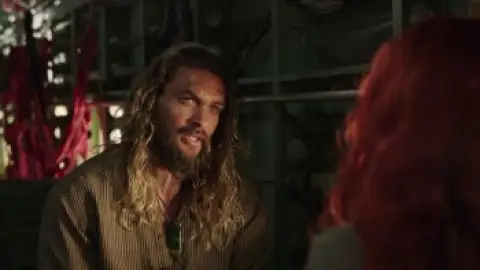 Still 2 of Aquaman (2018) IMAX BluRay [Hindi (ORG 5.1) & English] 1080p 720p & 480p Dual Audio [x264/10Bit-HEVC]