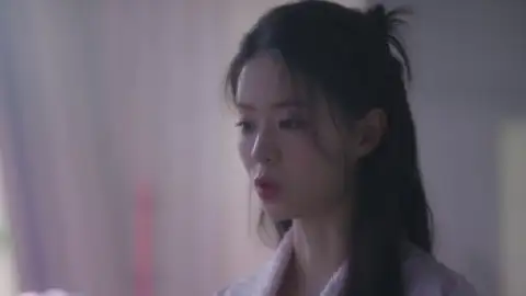 Still 3 of Crushology 101 (Season 1) WEB-DL [Hindi (DD2.0) & Korean] 1080p 720p & 480p Dual Audio [x264/ESubs] | PrimeVideo Series