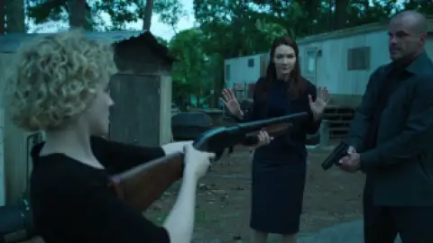 Still 3 of Ozark (Season 4: Part-2) WEB-DL [Hindi DD5.1 + English] 1080p 720p & 480p Dual Audio [10Bit-HEVC] HD | ALL Episodes [NetFlix Series]