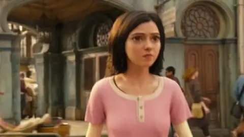 Still 2 of Alita: Battle Angel (2019) BluRay [Hindi (ORG 5.1) & English] 4K 1080p 720p & 480p Dual Audio [x264/10Bit-HEVC]