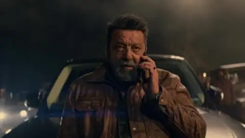Still 7 of LEO (2023) UNCUT WEB-DL [Hindi (ORG DDP5.1) & Tamil] 4K 1080p 720p & 480p Dual Audio [x264/10Bit-HEVC] HD