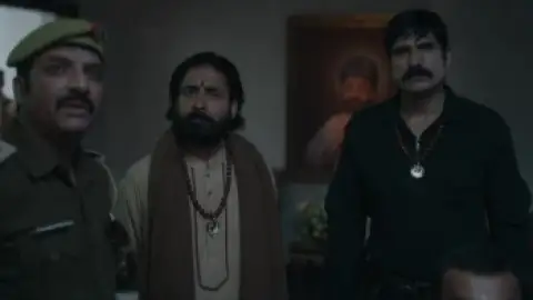 Still 8 of Aashram (Season 3) WEB-DL [Hindi DD2.0] 1080p 720p & 480p [x264/10Bit-HEVC] HD | ALL Episodes [MX Series]